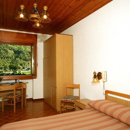 Hotel Edelweiss Villeneuve Room photo